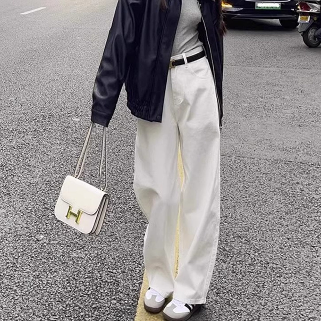 Crisp White Wide-Leg Jeans with Relaxed Feminine Appeal-Theone Apparel