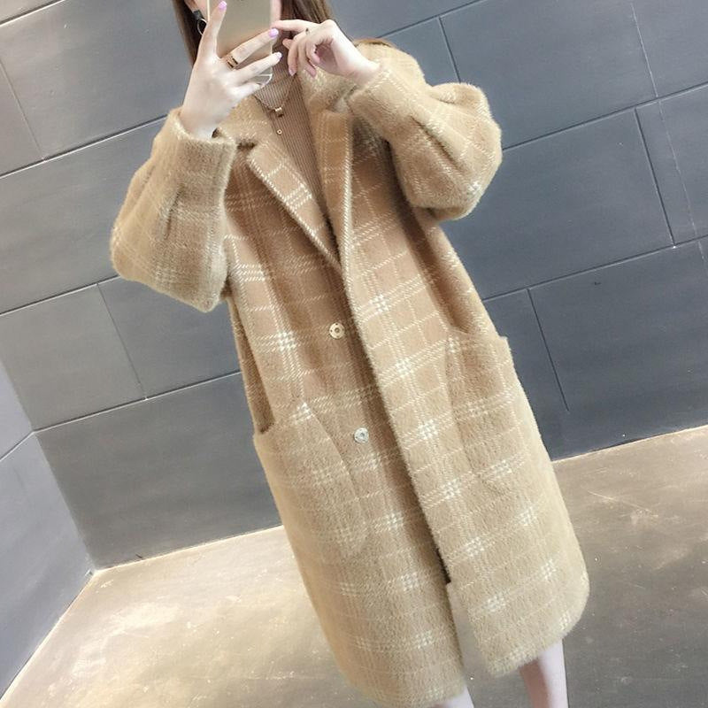 Fashion Loose Mid-Length Plaid Coat With Relaxed Fit
