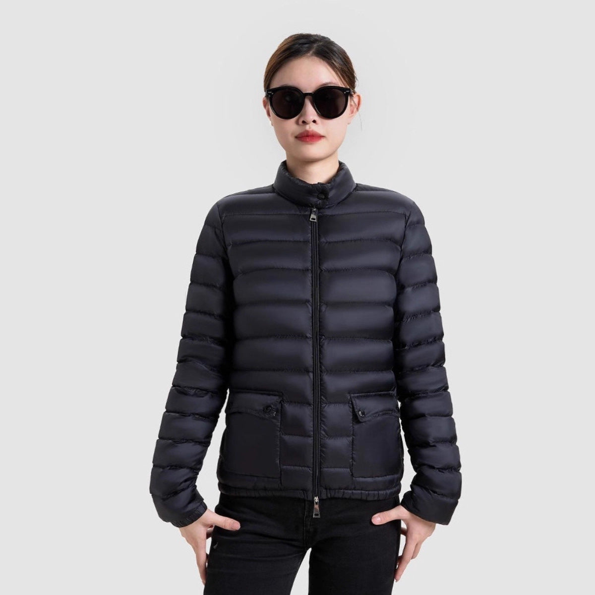 Autumn And Winter New Stand-up Collar Petite Fashion White Duck Down Short Lightweight Women's Down Jacket